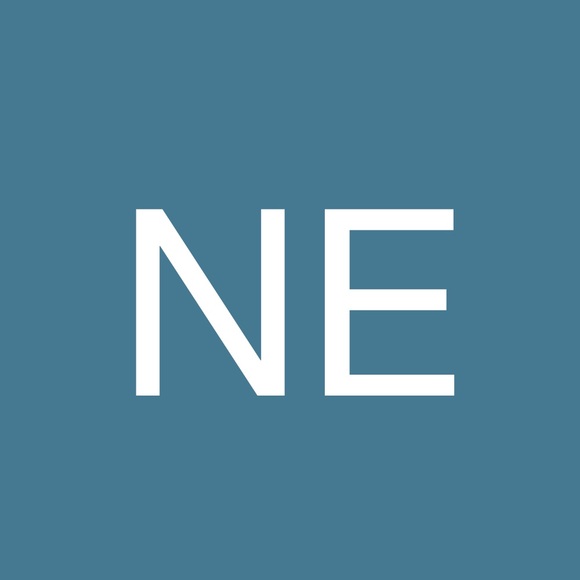 Profile Picture of Nancy Ellett (@tonyellett) on Poshmark