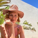 Profile Picture of Renée (@short_stack5.8) on Instagram