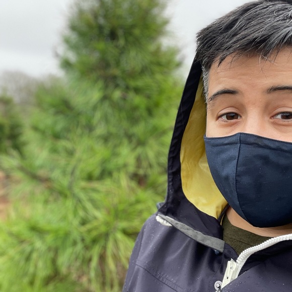 Profile Picture of Julia Egler (@jegler91) on Poshmark