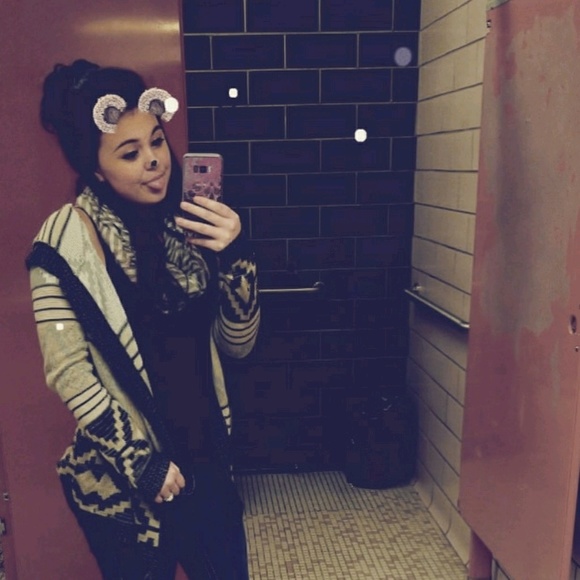 Profile Picture of Patsy Kallner (@patsykallner) on Poshmark