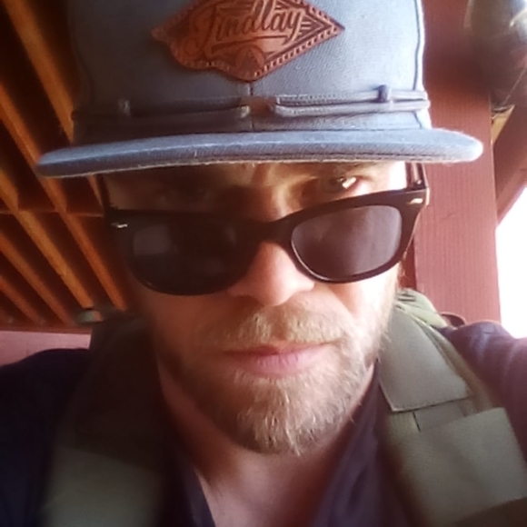 Profile Picture of Mark Gajda (@markgajda) on Poshmark