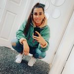 Profile Picture of Beth Walker (@bethanwalker) on Instagram