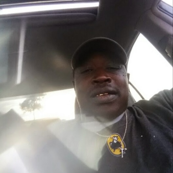 Profile Picture of Adrian Williams (@adrianwillia634) on Poshmark