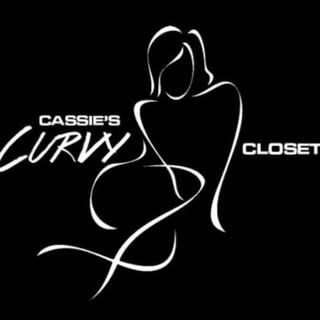 Profile Picture of Cassandra Dates (@cassiescurvycloset) on Instagram