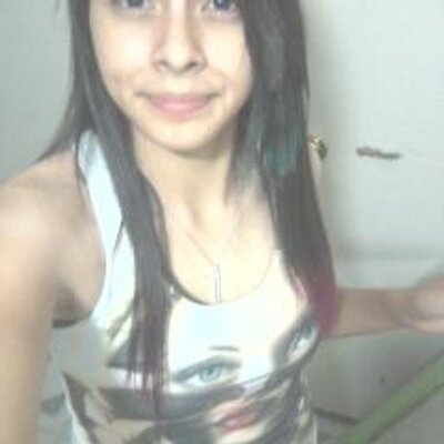 Profile Picture of STEPHANIE  SANTACRUZ (@STEPHAN26301830) on Twitter