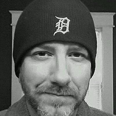 Profile Picture of Jeff Wicker (@wickerman1974) on Twitter