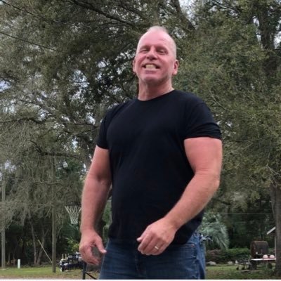 Profile Picture of Chris Overholt (@ChrisOverholt7) on Twitter