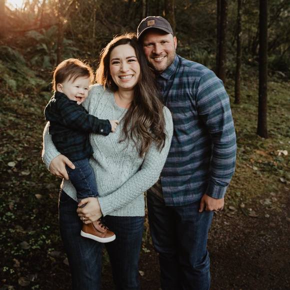 Profile Picture of Shing yu Mae (@smburkhart) on Poshmark