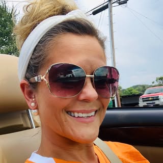 Profile Picture of Tracey Rhea Weaver (@tracey_rhea_weaver) on Instagram