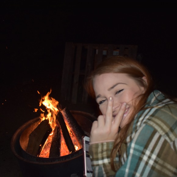 Profile Picture of Kalyn Dacko (@kalynmdacko) on Poshmark