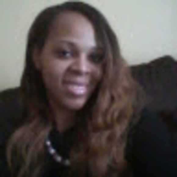 Profile Picture of Kaletha Jennings (@kalethaw) on Poshmark