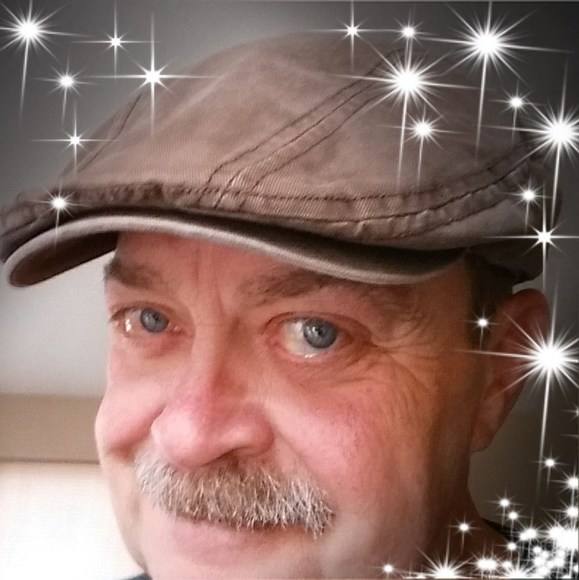 Profile Picture of Steve Lange (@jslcomm2) on Poshmark