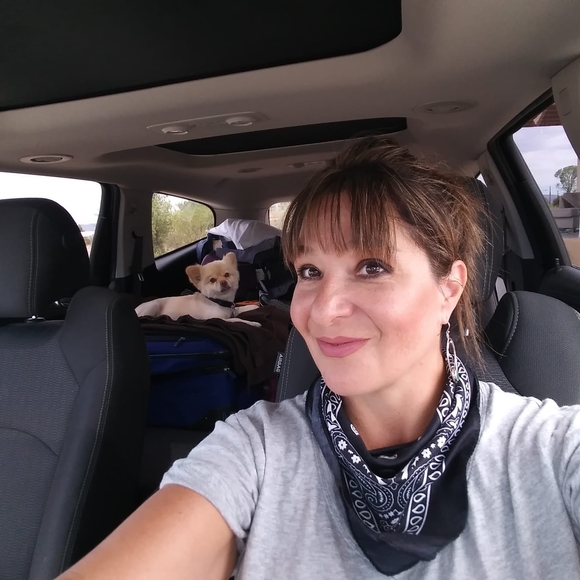 Profile Picture of Tina Bodensteiner (@tmbode) on Poshmark