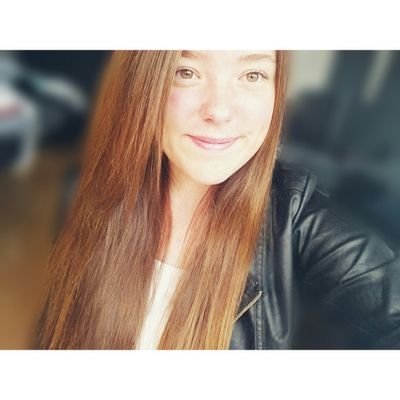 Profile Picture of ♡_Jasmine_Mller_♡ (@Jasmine_Muller_) on Twitter