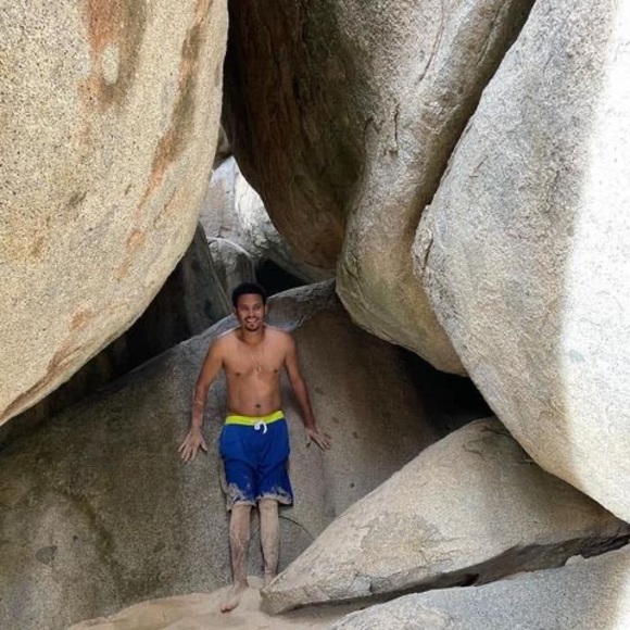 Profile Picture of Frederick Fernandes (@didino84) on Poshmark