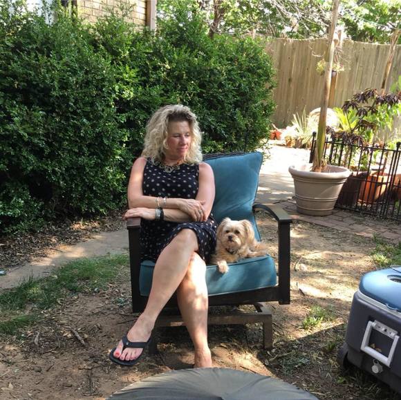 Cindy Blackshear - Poshmark Profile Picture of Cindy Blackshear (@cmblackshear) on Poshmark