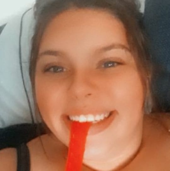 Profile Picture of Maddison Smith (@maddisonsmit221) on Poshmark
