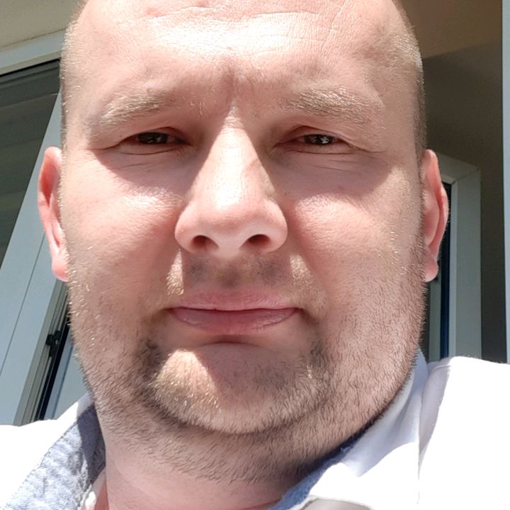 Profile Picture of Wesołek (@piterwesolowski) on Tiktok