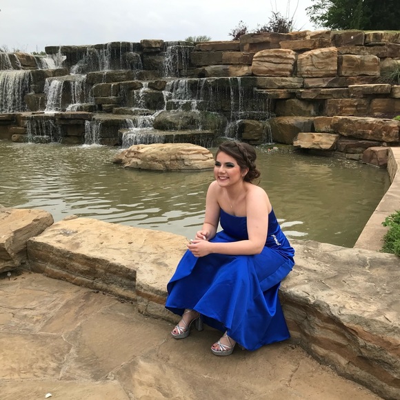 Profile Picture of Alexandra Sherman (@alexandras24700) on Poshmark