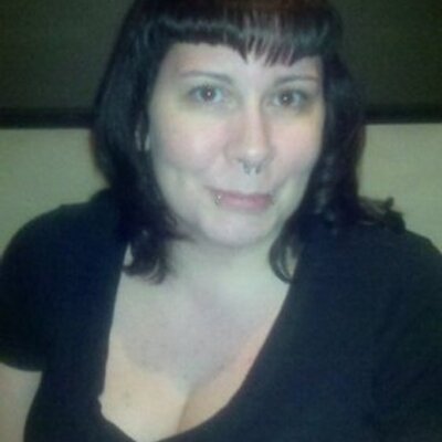 Profile Picture of Jamie Leigh Rinker (@littlering79) on Twitter