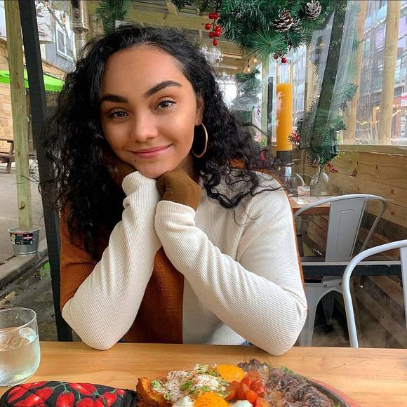 Profile Picture of Alexandra Victoria (@avv5149) on Poshmark