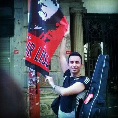 Profile Picture of Shahin Sharifi (@shahinsharifi6) on Twitter