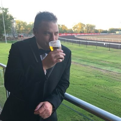 Profile Picture of Tom Rush (@TomRush55716426) on Twitter