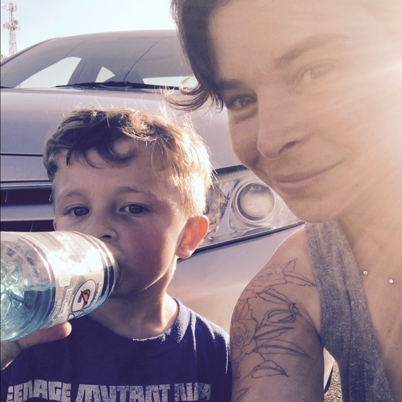 Profile Picture of Jessica Stouffer (@jezzie84) on Poshmark