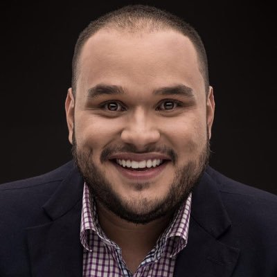 Profile Picture of Adrian VillaRoss (@avillaross) on Twitter