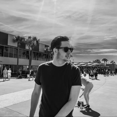 Profile Picture of Mitchell Hall (@MitchHall180) on Twitter