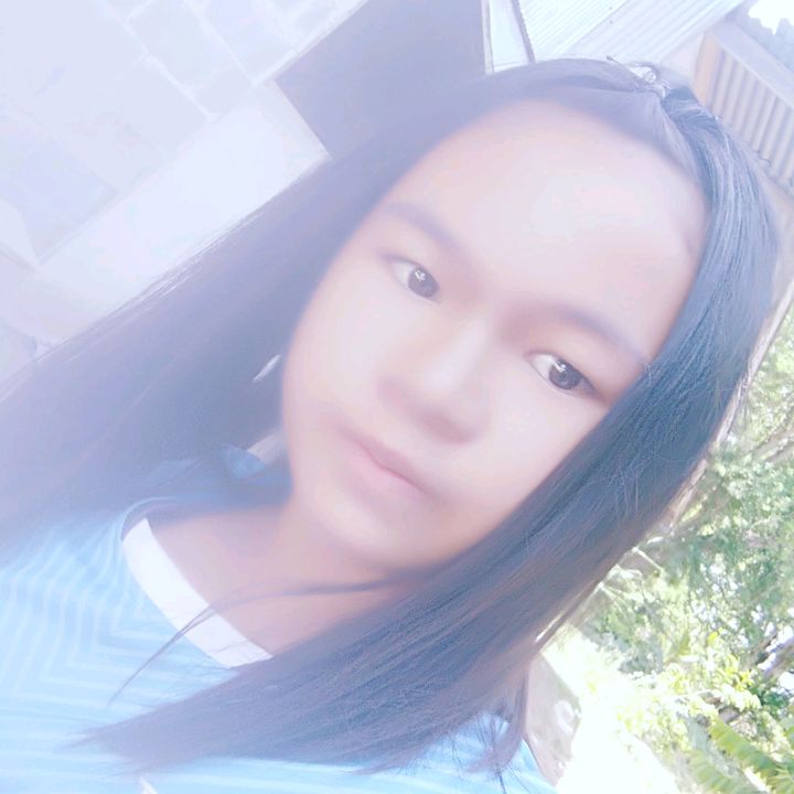 Profile Picture of กมลวรรณ.  สีม่วง (@awsprinkle) on Tiktok