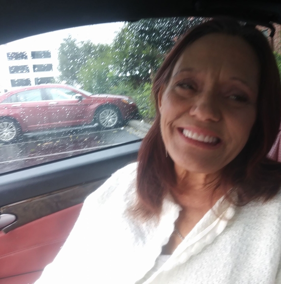 Profile Picture of Monica Walden (@monica_waldon) on Poshmark