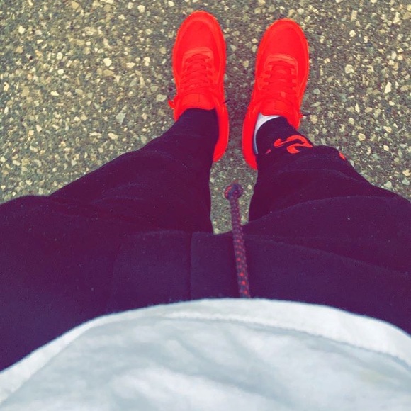 Ian Spencer - Poshmark Profile Picture of Ian Spencer (@atm584) on Poshmark