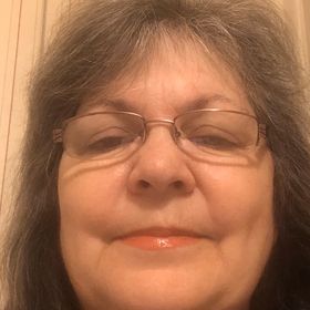 Profile Picture of Kelly Wise (@kelly_h_wise) on Pinterest