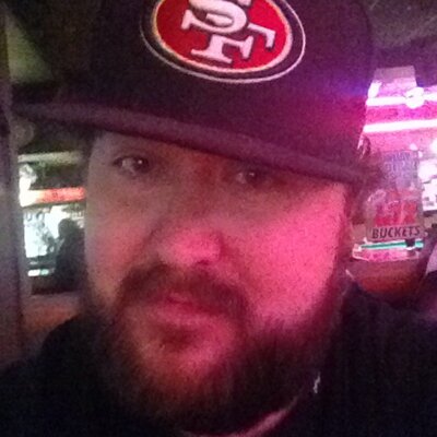 Profile Picture of Robert Plath (@robbyLRG) on Twitter