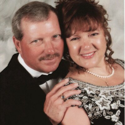 Profile Picture of Julie Ward-Roberts (@TBRaysgal) on Twitter