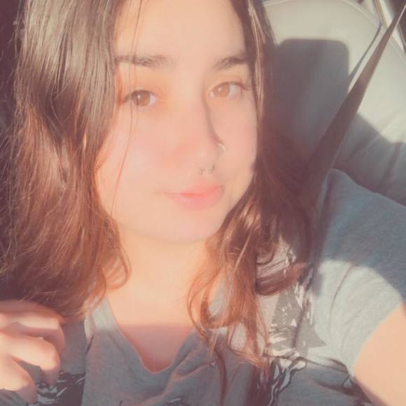 Brittney Beckworth - Poshmark Profile Picture of Brittney Beckworth (@brittneybeckwor) on Poshmark