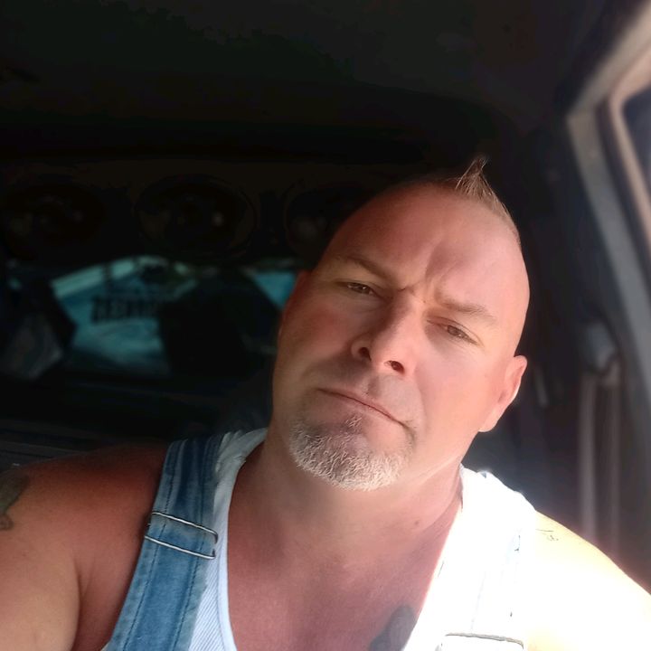 Profile Picture of ad (@aarondowden) on Tiktok