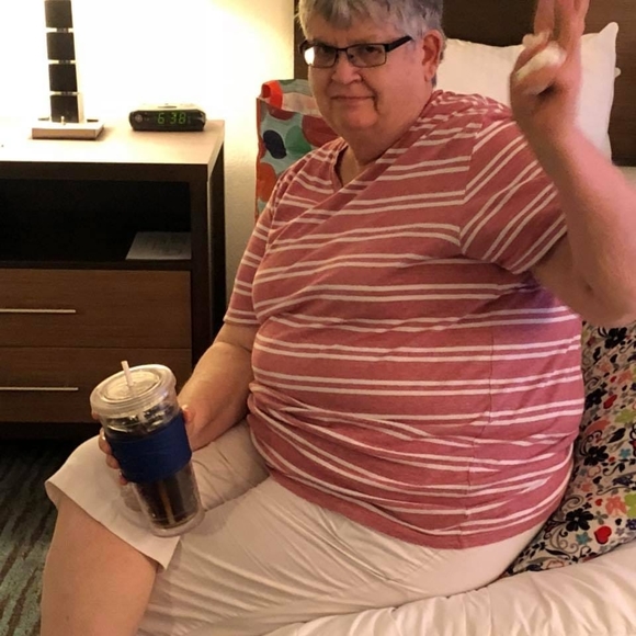 Profile Picture of Janet Faerber (@faerberjanet12) on Poshmark