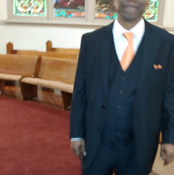 Profile Picture of Randy Cofield (@randycofield) on Poshmark