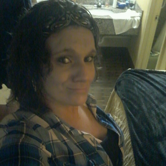 Profile Picture of Misty Cox (@misty10185) on Poshmark