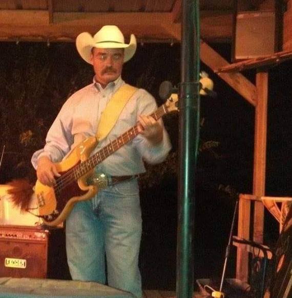 Profile Picture of Joe dan Collier (@jcollier1974) on Poshmark