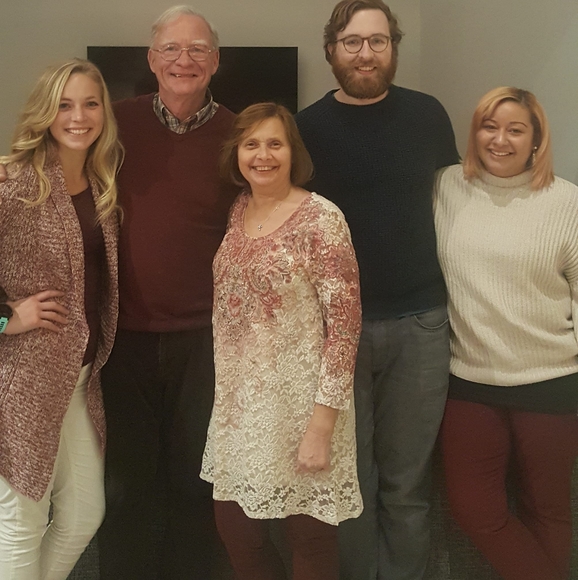 Eva Mendola - Poshmark Profile Picture of Eva Mendola (@evamendola) on Poshmark