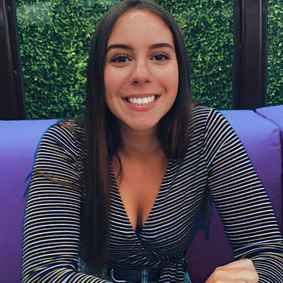 Julia Panagopoulos - Poshmark Profile Picture of Julia Panagopoulos (@juliapanagopoul) on Poshmark