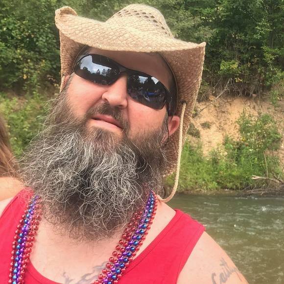 Profile Picture of Dave Hunter (@tat2s8) on Poshmark