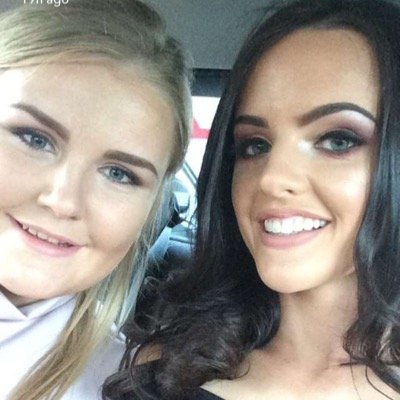 Profile Picture of Julia Molloy (@MolloyJulia) on Twitter