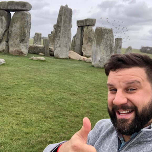 Profile Picture of Jonathan Kennedy (@jlewiskennedy) on Poshmark