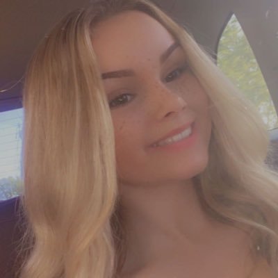 Profile Picture of Jodi McAlpine (@mcalpine_jodi) on Twitter