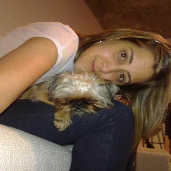 Profile Picture of Paula Soares (@psoastore) on Poshmark