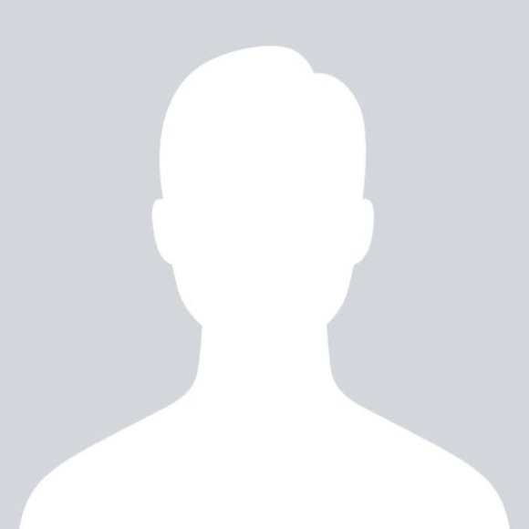 Profile Picture of Erick Abrego (@ariaserick11) on Poshmark